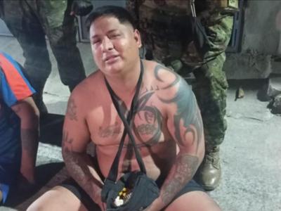 Alias Pan de Piña, el temido “Matón de Daule”, fue recapturado tras intentar escapar de los militares