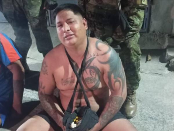 Alias Pan de Piña, el temido “Matón de Daule”, fue recapturado tras intentar escapar de los militares