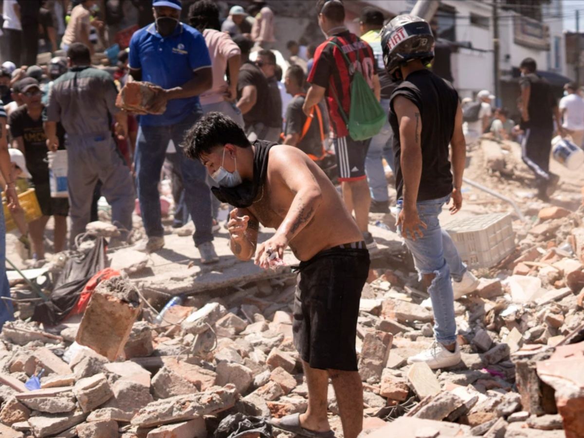 Terremoto de 7,4 en Colombia deja daños en cuatro ciudades