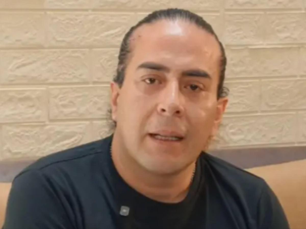 Cantante Mauricio Núñez reaparece tras varias cirugías