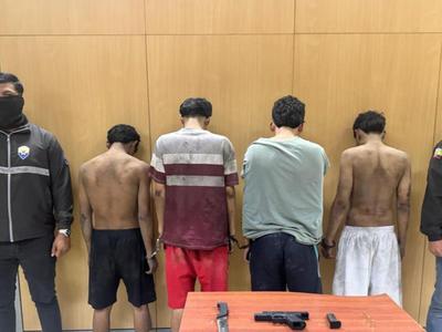 Policía libera a conductor secuestrado en Durán y captura a cuatro presuntos integrantes de los Chone Killers