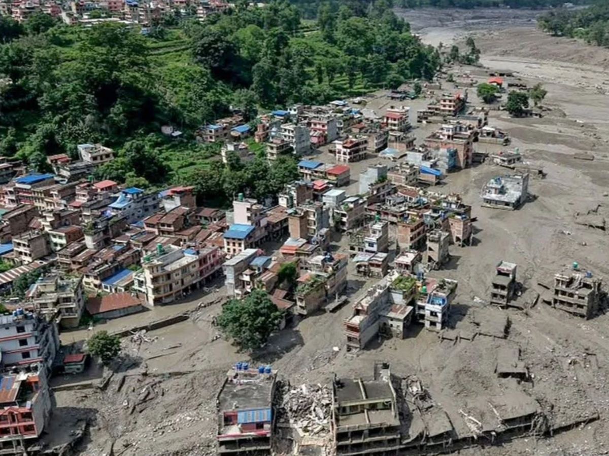 Inundación en Nepal deja 95 muertos y 403 desaparecidos
