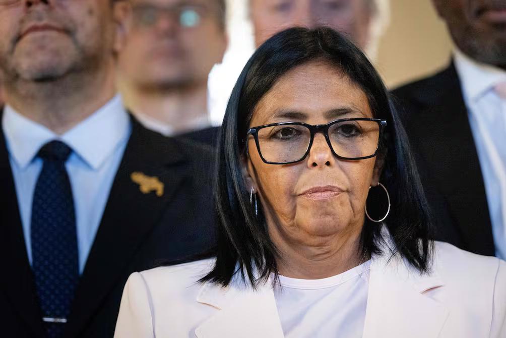 10.000 firmas piden a la Comisión Europea frenar entrada de Delcy Rodríguez