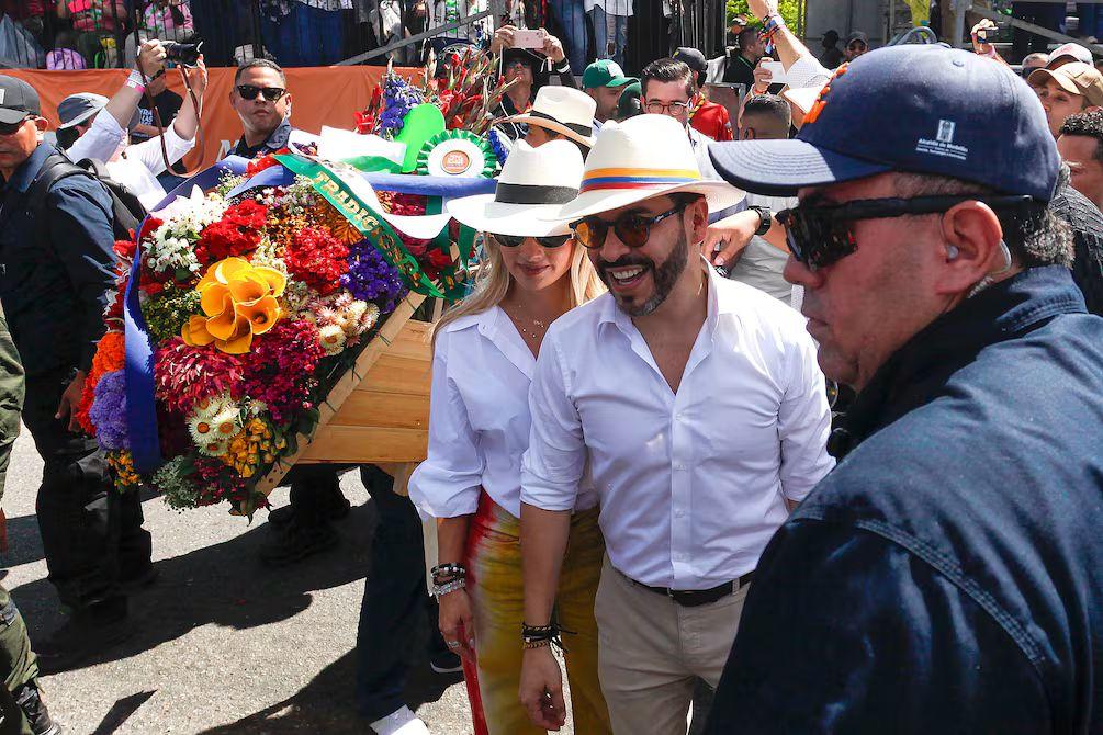 Abelardo de la Espriella cierra la Feria de las Flores en Medellín