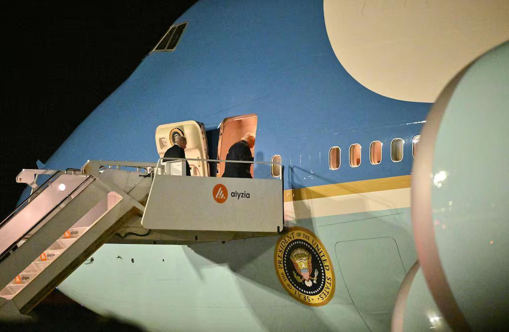 Air Force One deja servicio: Casa Blanca espera el sustituto catarí