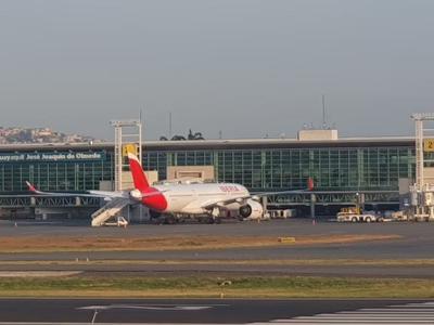 Airbus A350 de Iberia saldrá de Guayaquil a España tras reparación