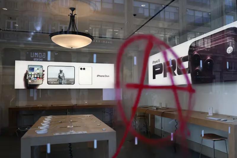 Apple Store en Lille: iPhone robados quedaron desactivados