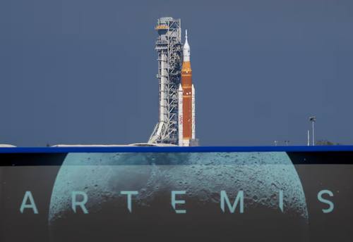 Artemis III: NASA ensayará acoplamiento con SpaceX y Blue Origin en 2027