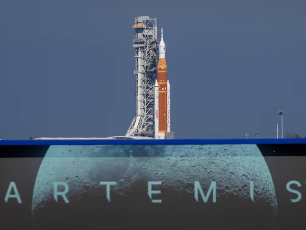 Artemis III: NASA ensayará acoplamiento con SpaceX y Blue Origin en 2027