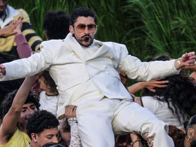 Bad Bunny suma nueve nominaciones Emmy por su show del Super Bowl