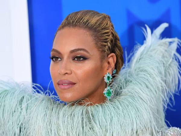 Beyoncé estrena “Morning dew (donk)” y activa cuenta de B’day