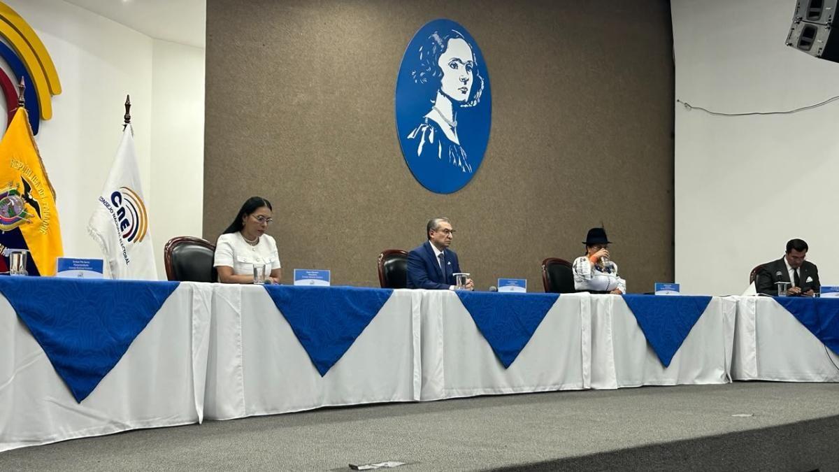 CNE autoriza recolección de firmas por el Día Nacional de la Oración