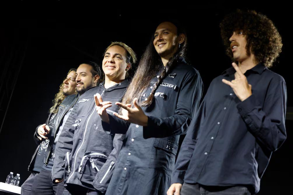 Cristian Castro y La Esfinge anuncian álbum heavy metal en México