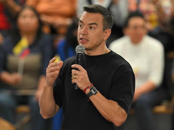 Daniel Noboa responde a acusaciones por Progen y electricidad en carta