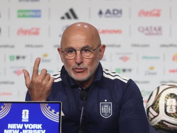 De la Fuente: “Lamine tiene que ser Lamine” ante Messi