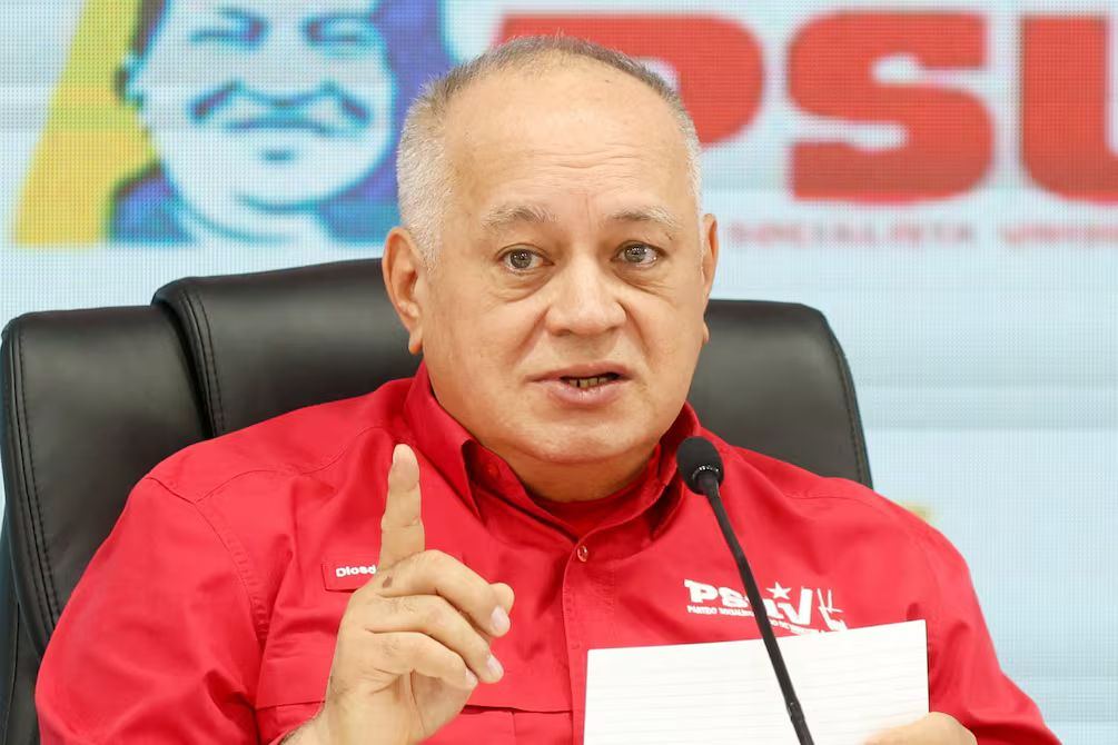 Delcy Rodríguez respalda a Diosdado Cabello ante recompensa de EE. UU.