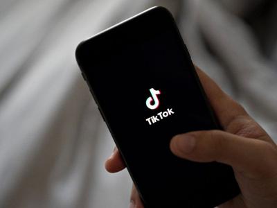 Disney y TikTok anuncian alianza para impulsar contenidos verticales