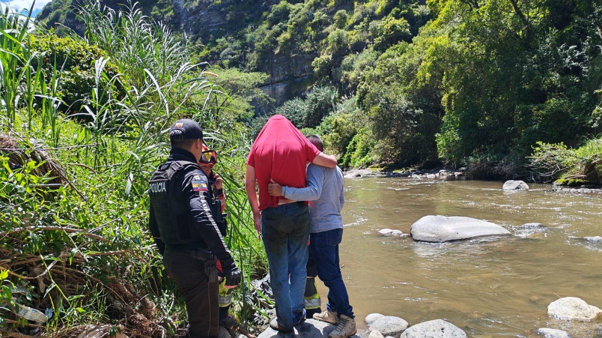 El Chiche: hombre se lanzó del puente y sobrevivió en Tumbaco