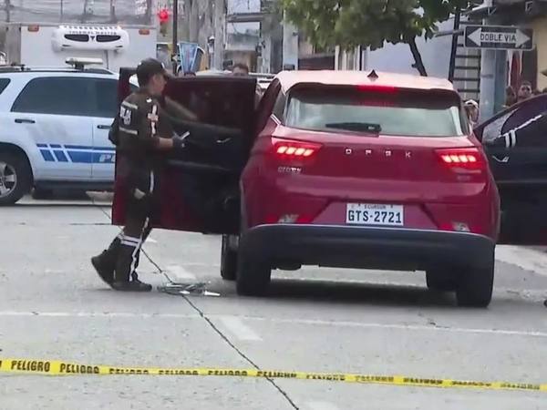 Elio Larrea: asesinan a tiros al jefe de carga portuaria en Guayaquil