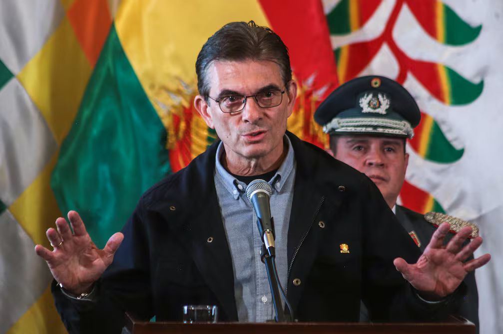 Estados Unidos y Bolivia acuerdan lucha antidrogas con INL y 20 mdd