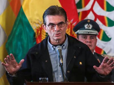 Estados Unidos y Bolivia acuerdan lucha antidrogas con INL y 20 mdd