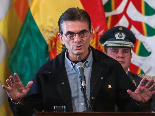 Estados Unidos y Bolivia acuerdan lucha antidrogas con INL y 20 mdd