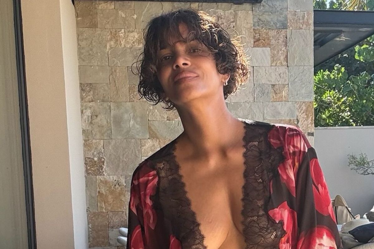 Halle Berry celebra sus 60 años y defiende su sexualidad