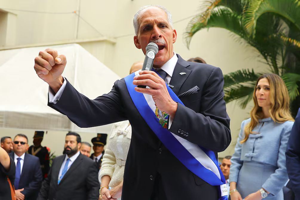 Honduras reafirma pertenencia de Isla Conejo ante reclamo de El Salvador