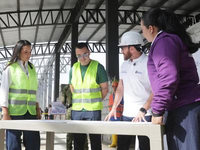 Mercado de Calceta: Daniel Noboa supervisó avances en Manabí