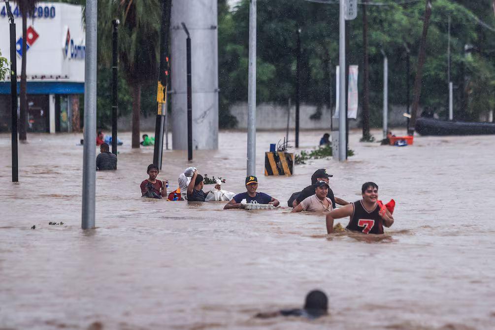 México alerta por ciclón tropical Uno a 105 km de Reynosa