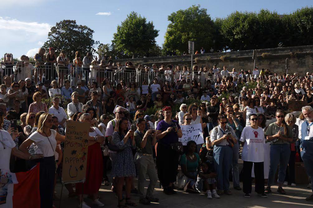 Miles protestan en Francia por lentitud judicial: caso Lyhanna