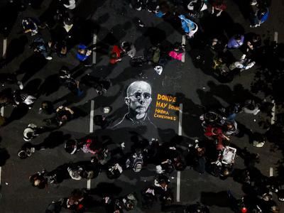 Misa ricotera por el adiós a Carlos Alberto “Indio” Solari en Buenos Aires