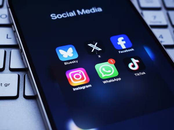 Mongolia prohibirá redes sociales en centros educativos desde 1 septiembre