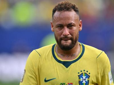 Neymar vuelve al Santos tras el fracaso de Brasil en el Mundial