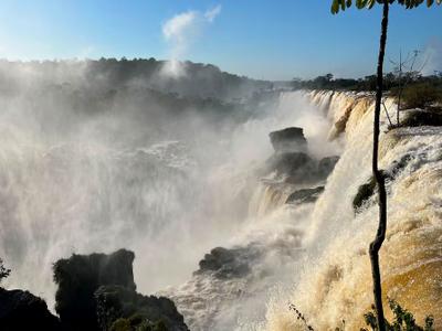 Parque Nacional Iguazú cierra pasarela en la Garganta del Diablo