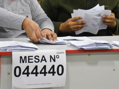 Perú: últimas actas por resolver se concentran en JEE Lima