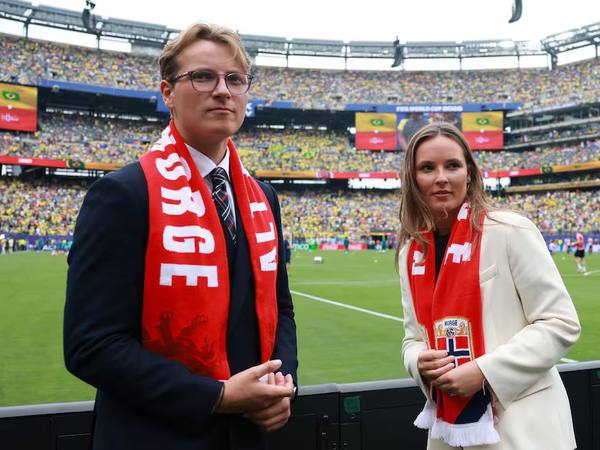 Princesa Íngrid felicita a Erling Haaland tras triunfo de Noruega