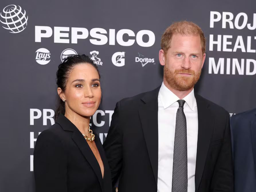 Príncipe Harry y Meghan Markle producirán película sobre Afganistán para Netflix