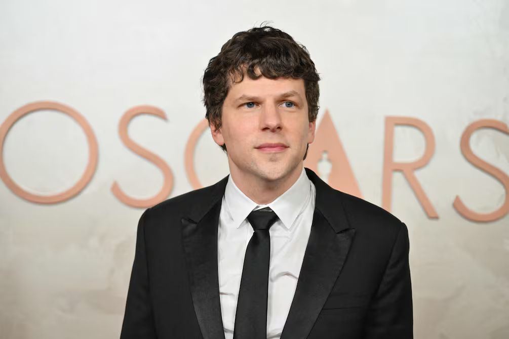 The Debut de Jesse Eisenberg clausurará el Festival de Cine de Londres