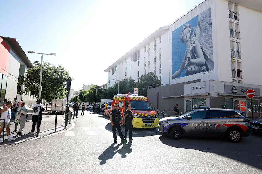 Tiroteo en Niza: dos muertos y seis heridos en Les Moulins