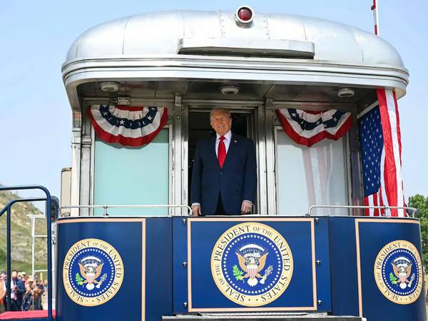 Trump viaja al Monte Rushmore por el 250 aniversario de EE. UU.