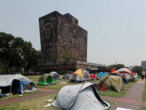 UNAM investiga fraude con IA en examen virtual de admisión