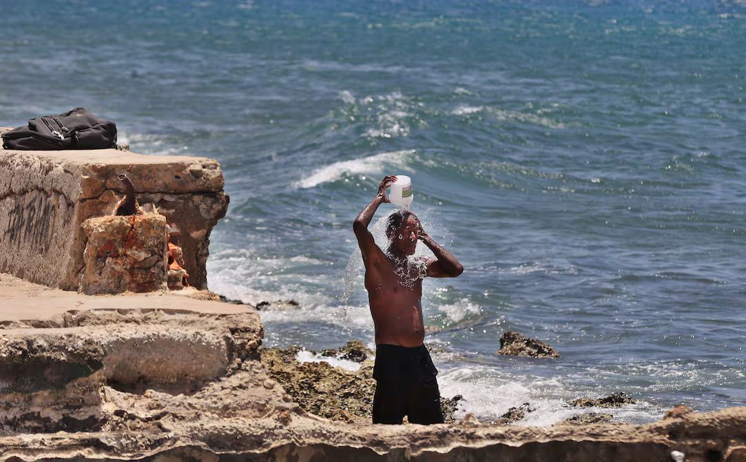 Verano en Cuba: apagones y falta de opciones llevan a playas